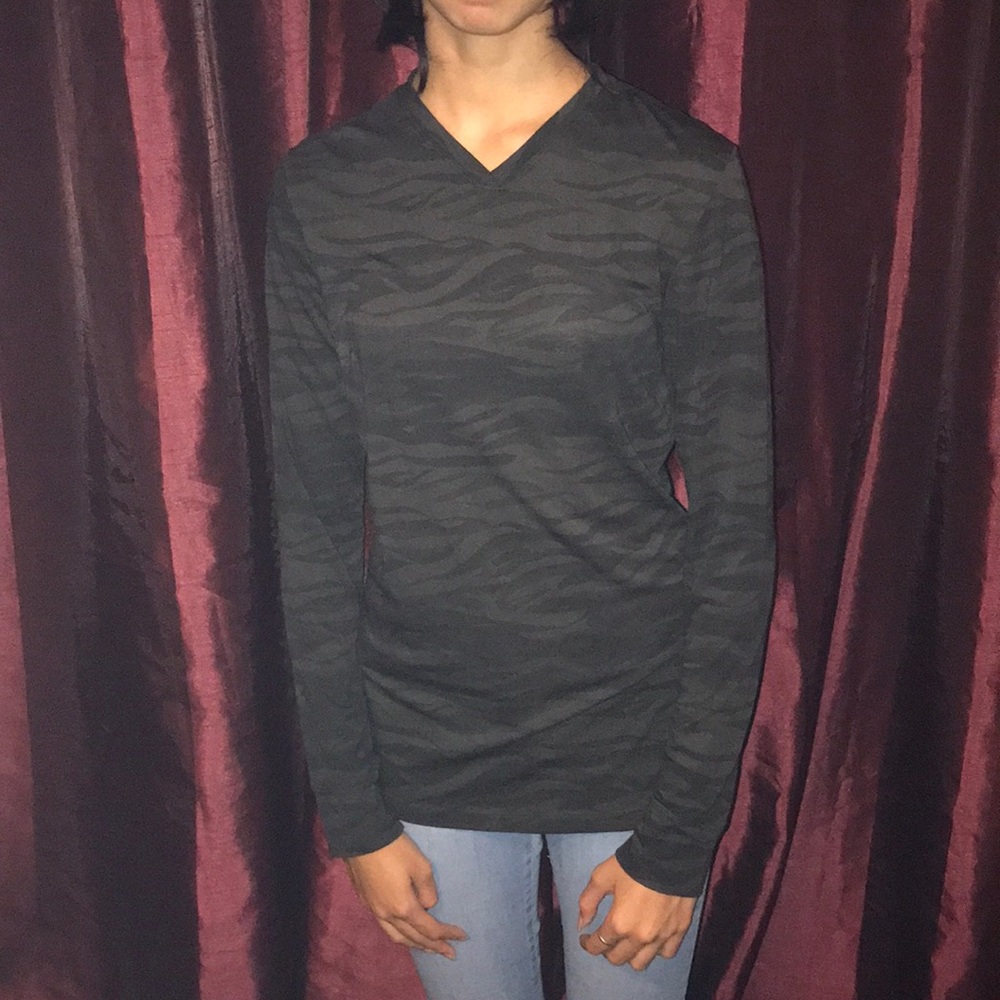 COPY - Cuddle duds active base layer size medium black top